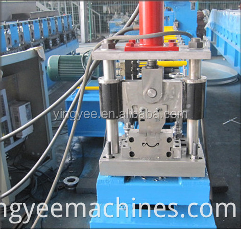 automatic steel garage roll former shutter roll forming mill/automatic roller shutter door slat roll forming machine